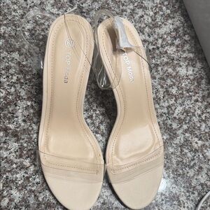 TOP Moda Women's Beige Heels